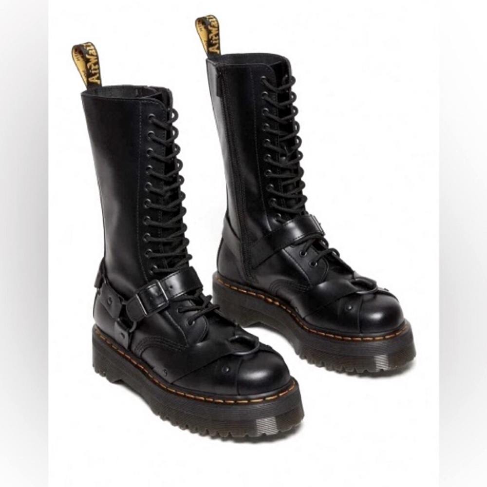 DR.MARTENS | Black 14 hole lace up biker moto fall winter Leather Boots